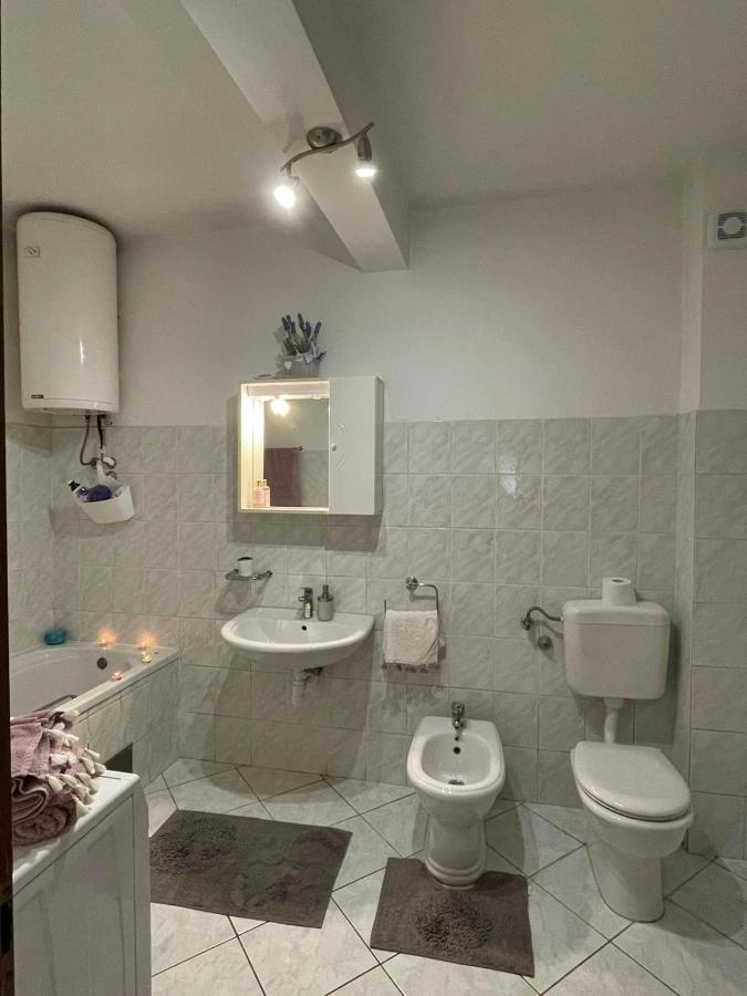 Sun Side Apartment Kastela Bagian luar foto