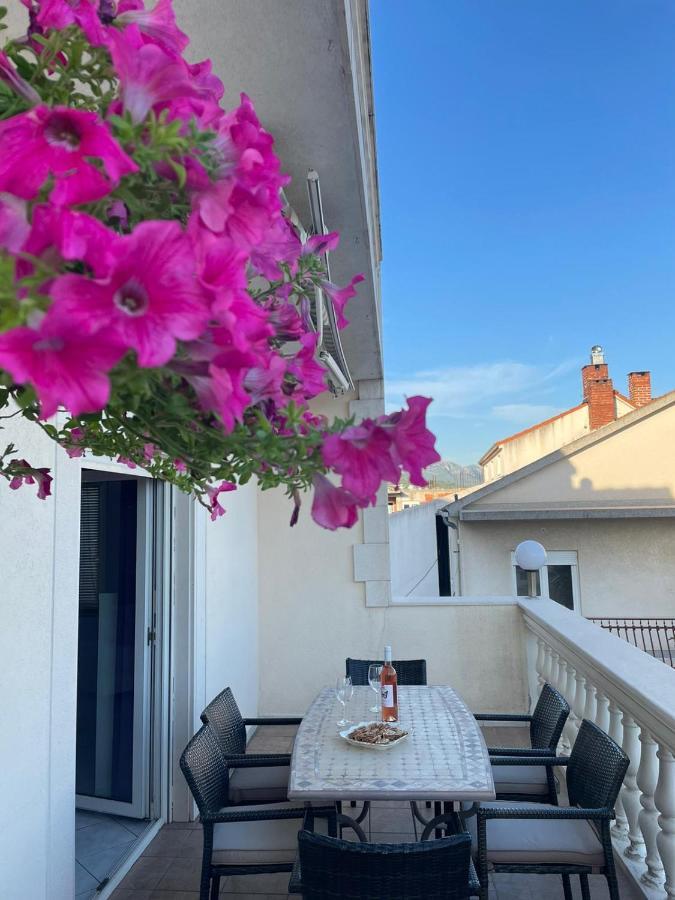 Sun Side Apartment Kastela Bagian luar foto
