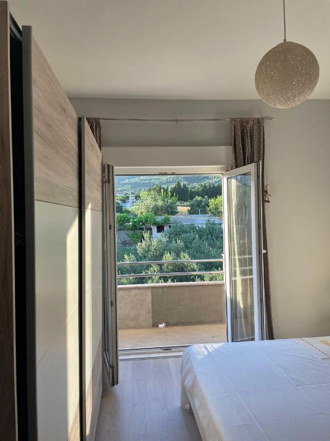 Sun Side Apartment Kastela Bagian luar foto